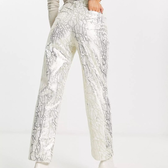 AmyLynn Lupe Metallic Pants - Picture 2 of 8